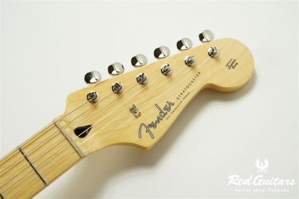 Made in Japan Hybrid II Stratocaster - Modena Red